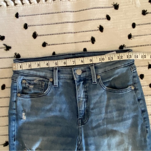 Level 99 Distressed Jeans - Picture 5 of 10
